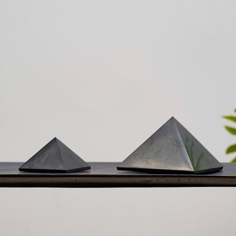 Pyramides
