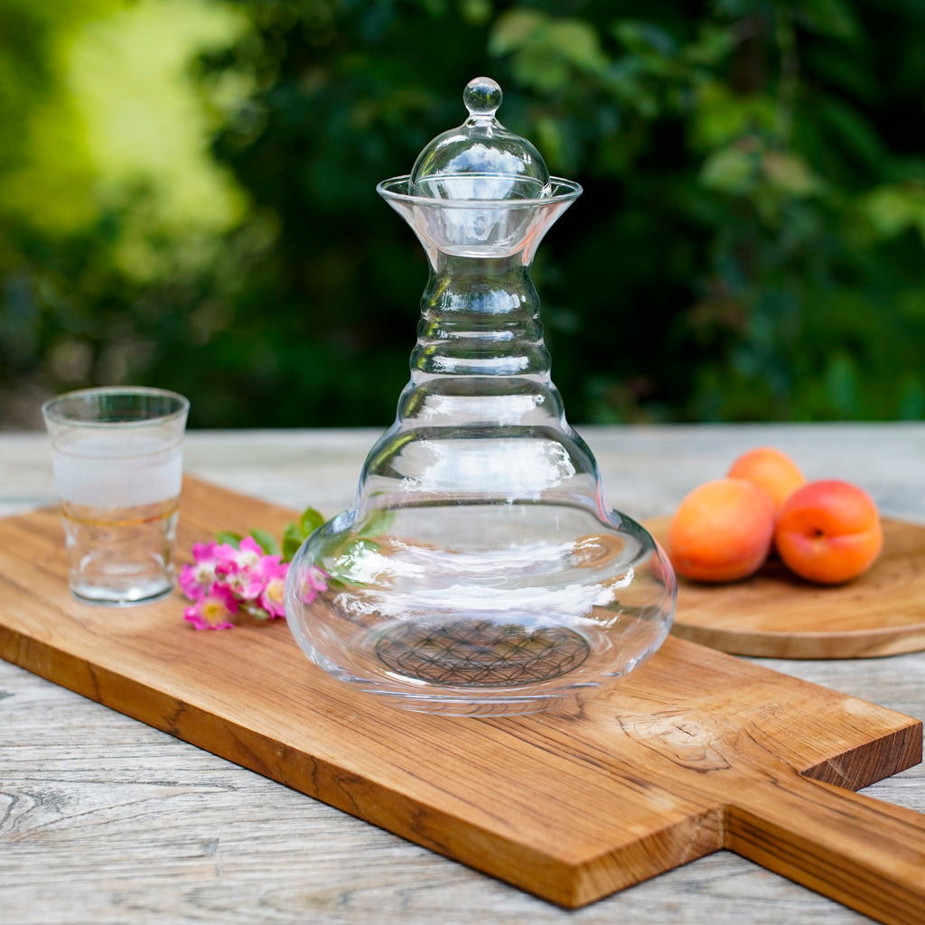 Carafe Fleur de Vie - Carafe d'eau soufflée à la bouche en verre – Le  Centre Élément